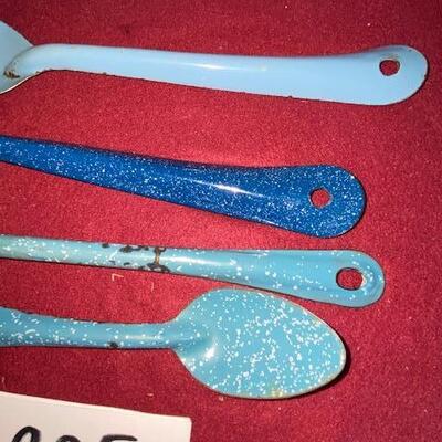 Lot 335 - Vintage Graniteware Serving spoons