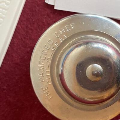 Lot 348 - Pampered Chef items
