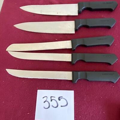 Lot 355 - Farberware Knives