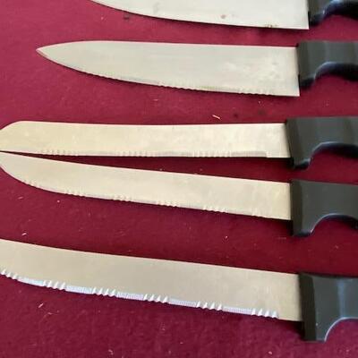 Lot 355 - Farberware Knives