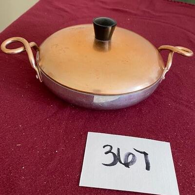 Lot 367 - Vintage Wear ever Aluminum Pan