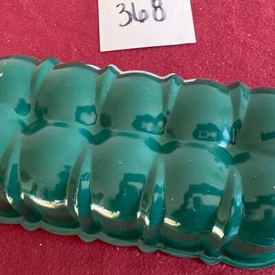 Lot 368 - Vintage Nordic Ware bread pan