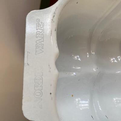 Lot 368 - Vintage Nordic Ware bread pan