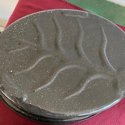 Lot 371 - Graniteware Roaster