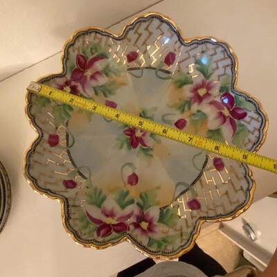 Beautiful Hand Painted Floral Bowl & 5 Plates 
