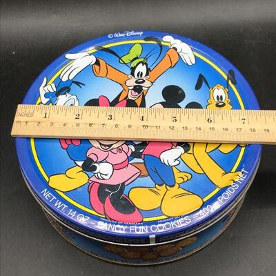 Vintage Walt Disney Mickey & Friends Cookie Tin YD#020-1220-00357