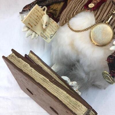 Folk Art Whimsy Wise Old Owl On Top of Books Wood Figurine Statuette YD#020-1220-01047