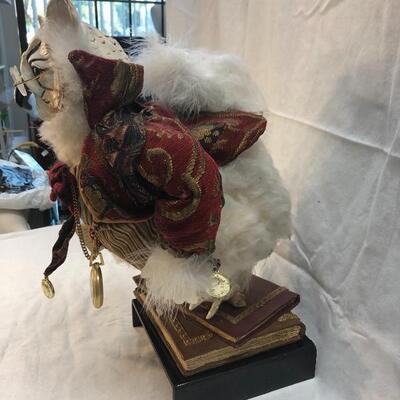 Folk Art Whimsy Wise Old Owl On Top of Books Wood Figurine Statuette YD#020-1220-01047