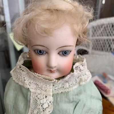 17" French Poupee