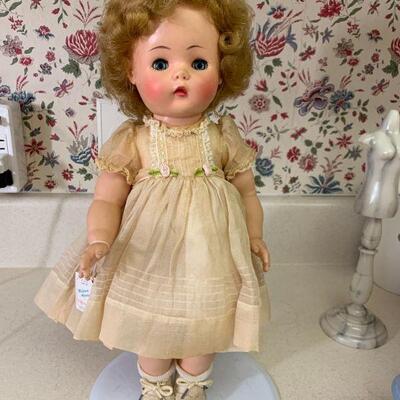 16" Madame Alexander