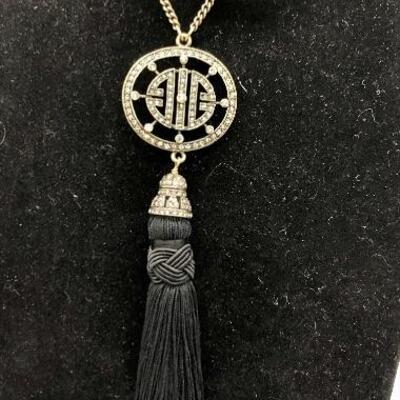 Asian Inspired Heidi Daus Black Bead Crystal Dragon Statement Necklace YD#020-1220-05005