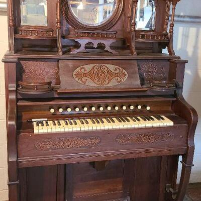 Lot 241: Estey Organ Co. Antique Victorian Pump organ