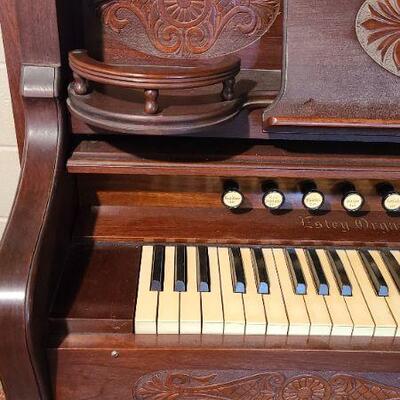 Lot 241: Estey Organ Co. Antique Victorian Pump organ