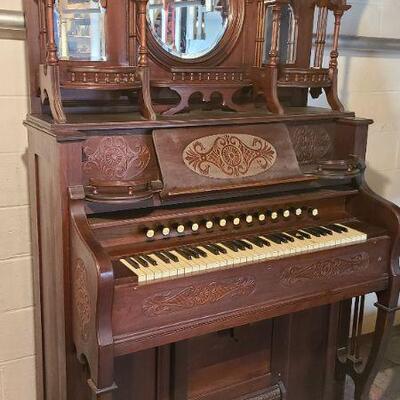 Lot 241: Estey Organ Co. Antique Victorian Pump organ