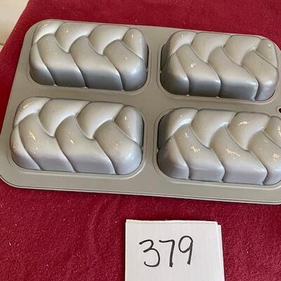 Lot 379 - Bread Braid pan
