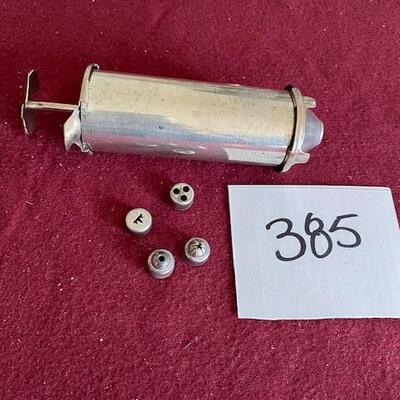 Lot 385 - Vintage Aluminum Cake decorator