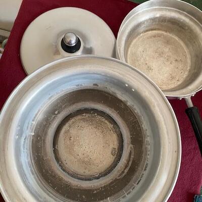 Lot 387 - Vintage Chafing Set
