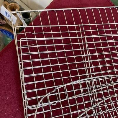 Lot 393 - Cooling Racks
