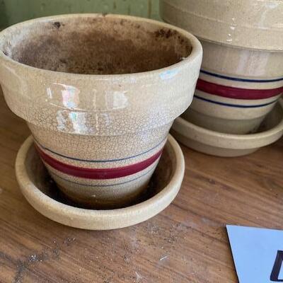 Lot 405- set of Pots