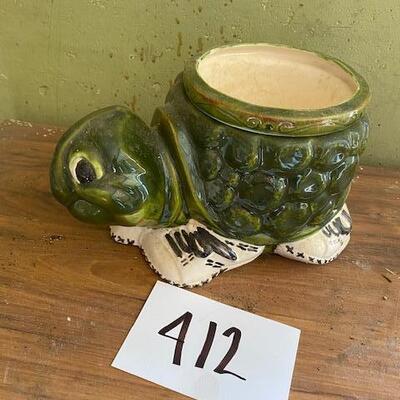 Lot 412- Adorable Turtle Planter