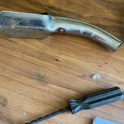 Lot  415 - tools