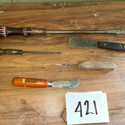 Lot 421 - tools