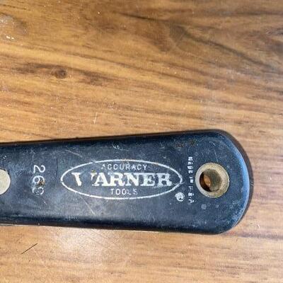 Lot 423 - Painting tool