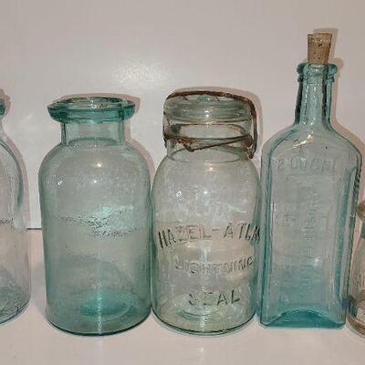 Lot 247: Antique Bottles/Jars  (Union Fruit Jar, Hazel Atlas, Hoods, Fairfax Dairy and more)
