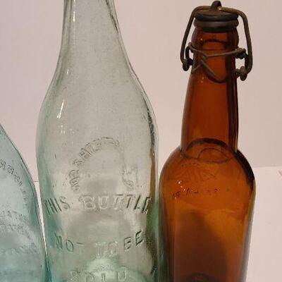 Lot 244: Antique Soda Bottles (Concordville, PA; Weiserbrod & Hess, Griffith, Schuster)