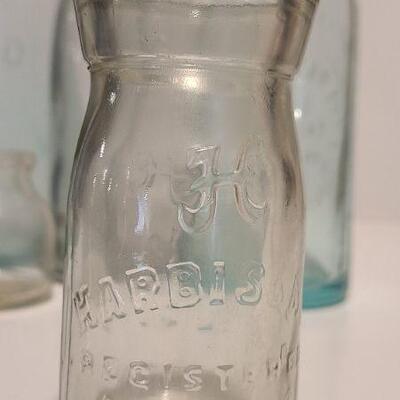 Lot 237: Antique Bottles/Jars ( Large The QUEEN, Zimmer Gloucester, Parkview Newark, Moore Mason)