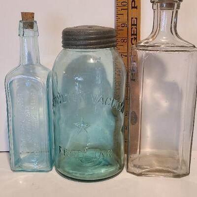 Lot 223: Rare Knowlton Vacuum Fruit Jar Green and More