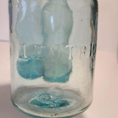 Lot 211: A. Martinelli Minolta NJ Soda Bottle, Leotric Mason, Pinkhams Bottle and More