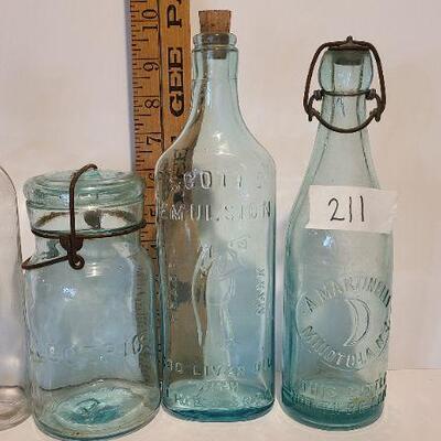 Lot 211: A. Martinelli Minolta NJ Soda Bottle, Leotric Mason, Pinkhams Bottle and More
