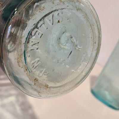 Lot 211: A. Martinelli Minolta NJ Soda Bottle, Leotric Mason, Pinkhams Bottle and More