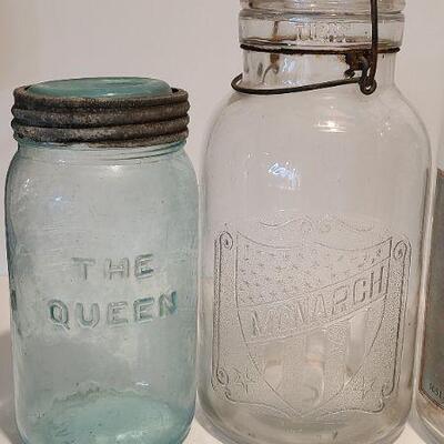 Lot 208: Large Canning Jars Unique (The Queen, Conserve, Minters, Monarch)