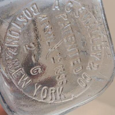 Lot 199: Unique Dairy Bottles and Mason Jar (Jefferson Co/ Binghampton Dairy)