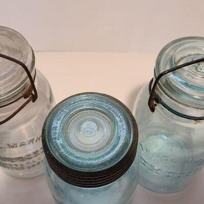 Lot 198: Unique Early Mason and Lightning Jars 
