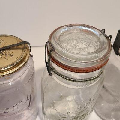 Lot 194: Rare "THE MASON JAR" Wears Jar, Economy Jar