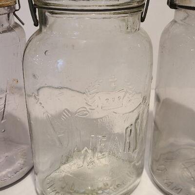 Lot 194: Rare "THE MASON JAR" Wears Jar, Economy Jar