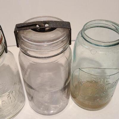 Lot 194: Rare "THE MASON JAR" Wears Jar, Economy Jar