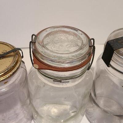 Lot 194: Rare "THE MASON JAR" Wears Jar, Economy Jar