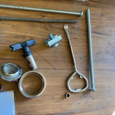 Lot 435 - tools