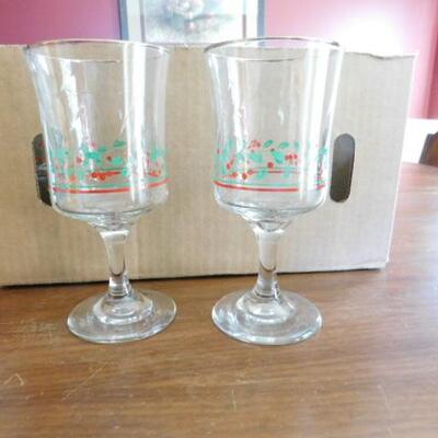 Vintage 1986 Arby's Christmas Classic Stemware Collector Holiday Drinking Glasses 12pcs