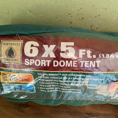 Lot 463 - 6 X 5 Sport Dome Tent.