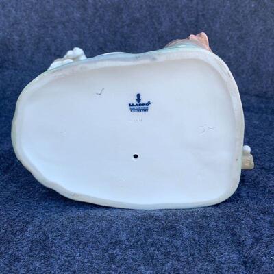 LOT 85  LLADRO DAISA FIGURINE #5287 WINTER FROST GIRL BIRD TREE ORIGINAL BOX