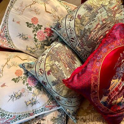 LOT 89  PLUMP DECORATOR THROW PILLOWS COVERED IN AN ASIAN THEME FABRIC