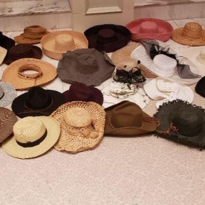 Women's Hat Lot