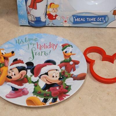 Lot 5: New Child's Frosty Dish Set and Mickey Mouse Plate and Cookie Cutter