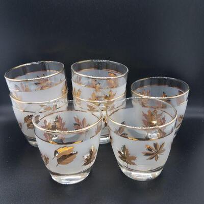 Lot 4 - Vintage Mid Century frosted gold leaf glasses