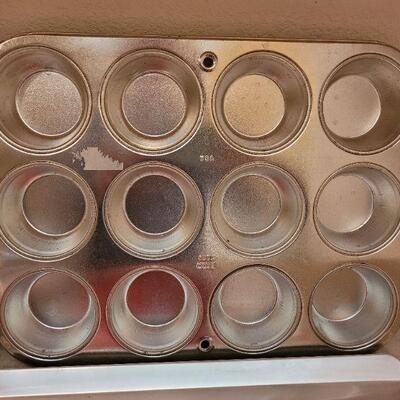 Lot 49: Baking Start Up Lot